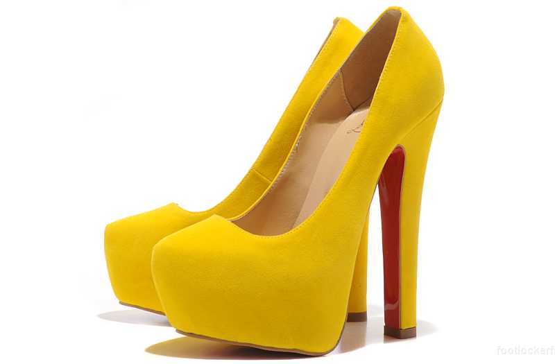 Christian Louboutin Jeweled Platform Pumps Retro France Enstock Soldes Christian Louboutin